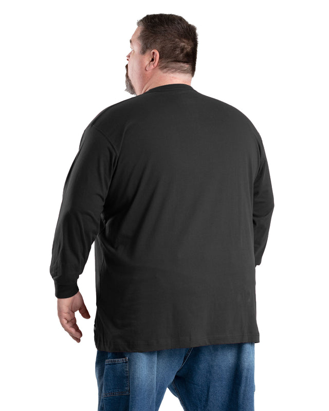 dev-alt: Model is 6'3" size 4XL