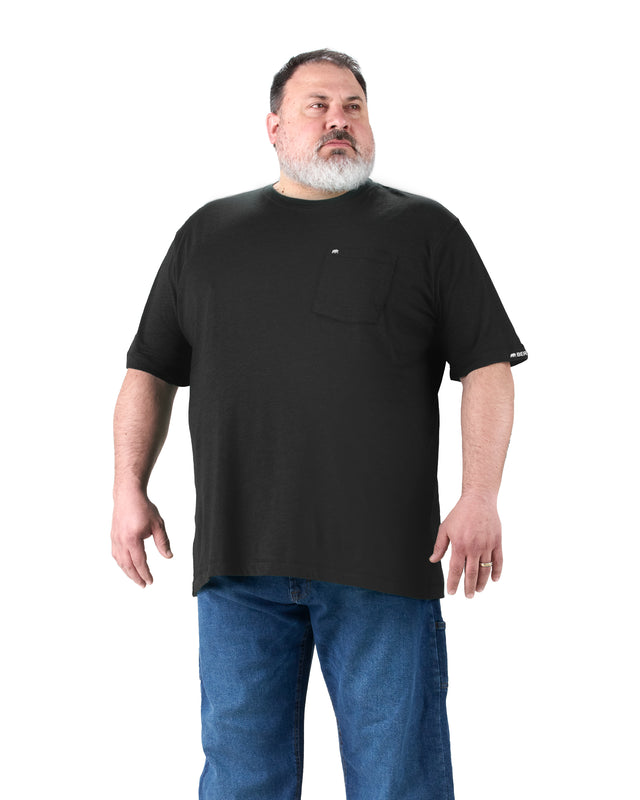 dev-alt: Model is 6'2" size 4XL