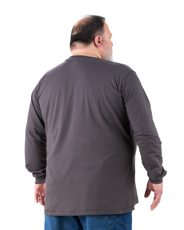 dev-alt: Model is 6'2" size 4XL